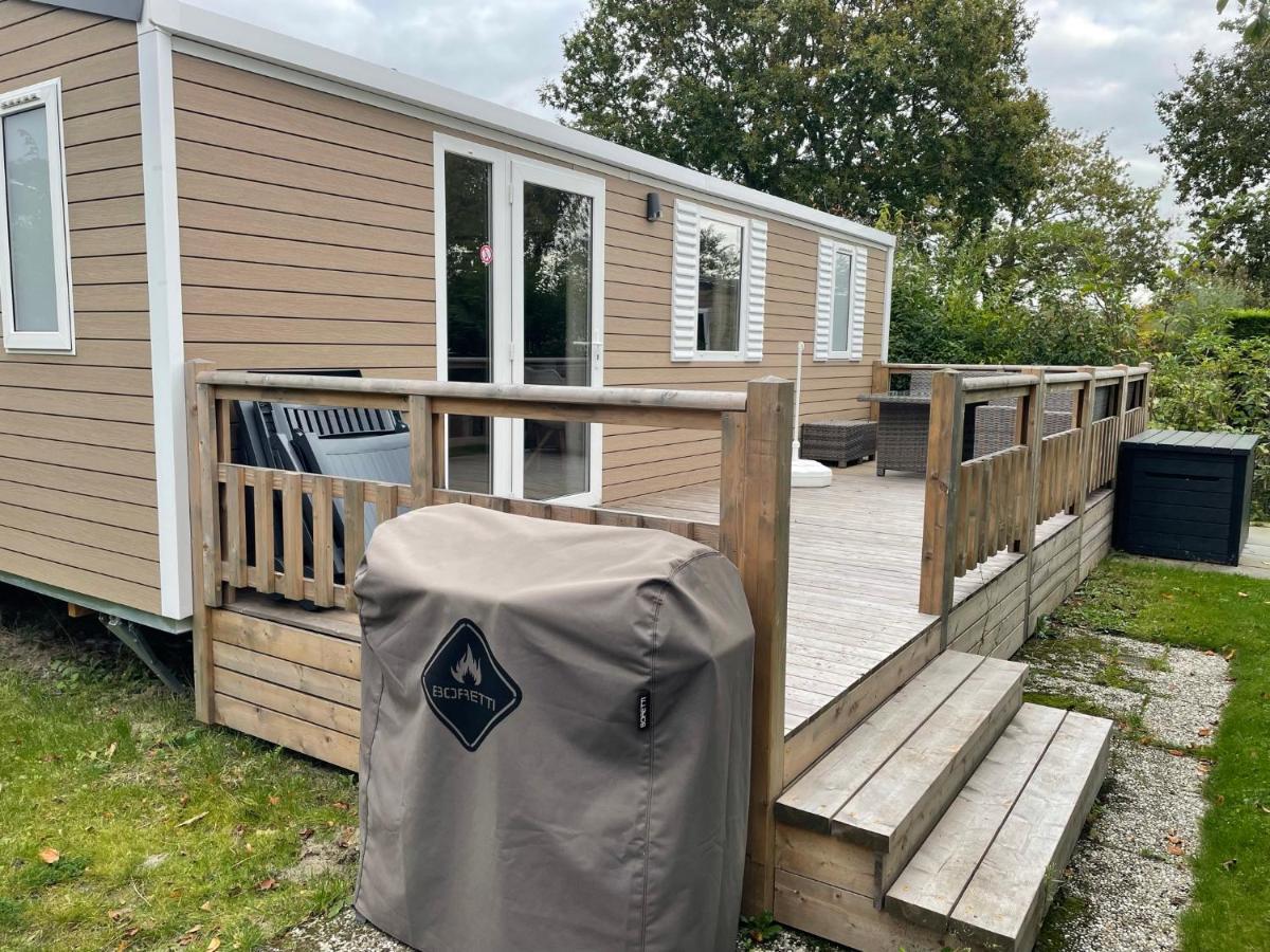 Renesse Chalet In Family Friendly Area Exteriör bild